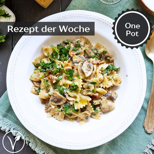 One-Pot-Thymian-Pilz-Farfalle mit Frischkäse