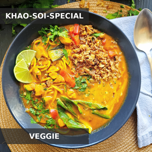 VEGGIE Goldene Kokos-Ramen Khao Soi